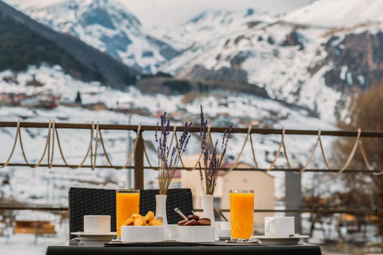 Porta Caucasia Kazbegi Εξωτερικό φωτογραφία